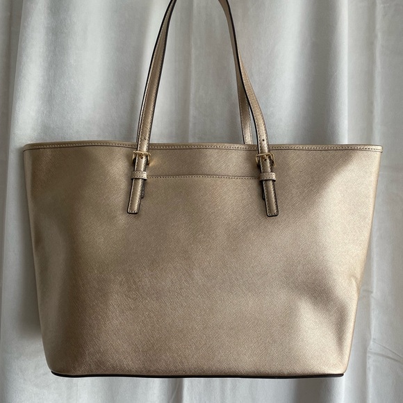 MICHAEL Michael Kors Jet Set Travel Saffiano Leather Large Tote Pale Gold - NWT - Picture 3 of 7